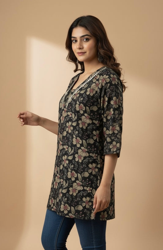 SriHa Premium Pashmina Short Winter Kurti – Soft, Warm & Elegant Floral Design